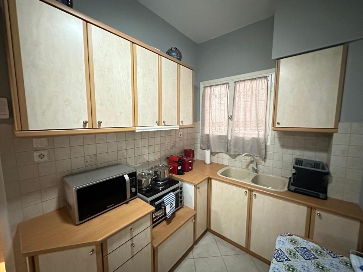 Cozy Apartment Near The City Center And Beaches Athen Exterior foto
